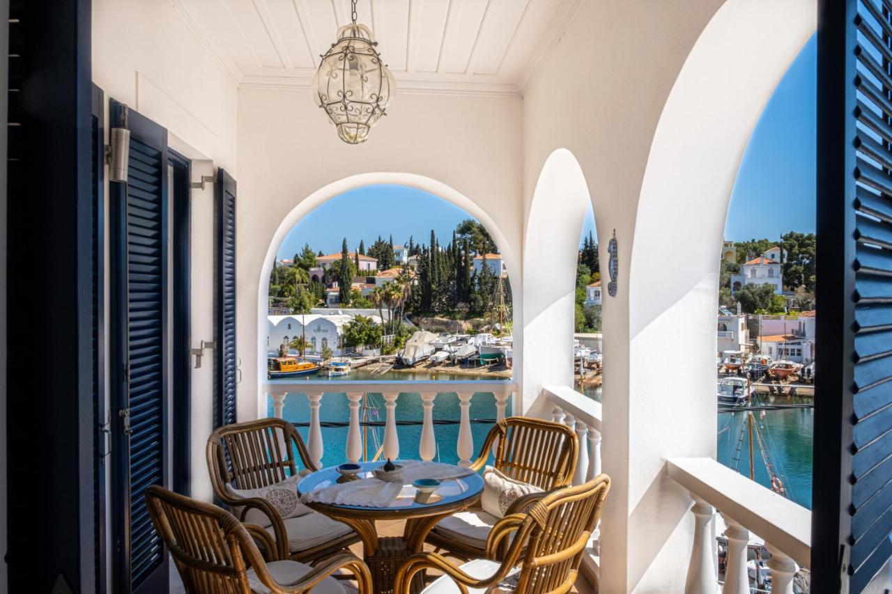 Porto Vecchio Luxury Suites Spétses Eksteriør billede