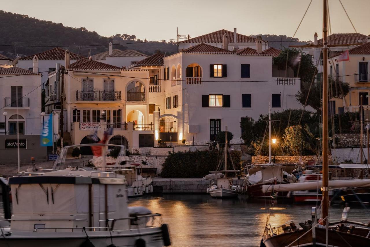 Porto Vecchio Luxury Suites Spétses Eksteriør billede